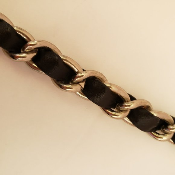 Fossil Initial Handbag with Kiss Lock and Leather Chain Strap - Picture 10 of 11